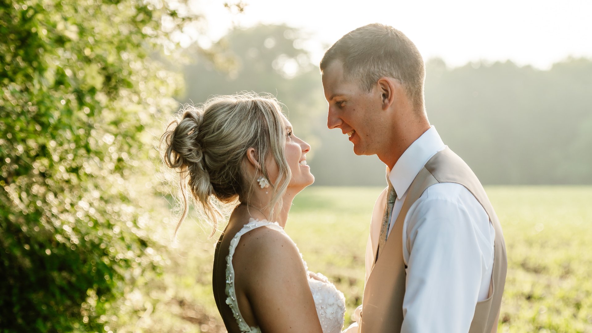 Chasing the Golden Hour: Why Sunset Wedding Portraits Are Worth the Timeline Tweak